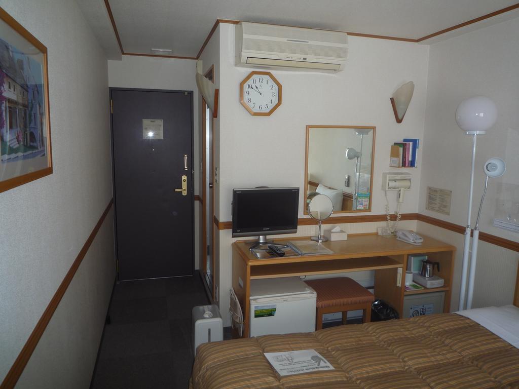 Toyoko Inn Hiroshima Heiwa-odori Eksteriør billede