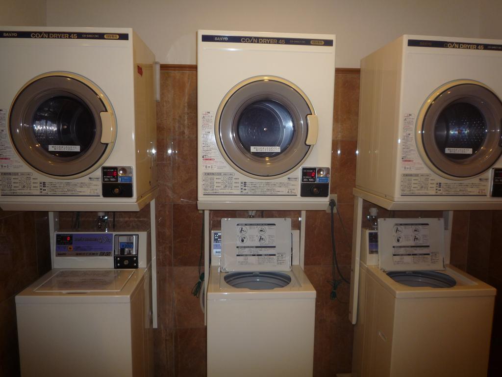 Toyoko Inn Hiroshima Heiwa-odori Eksteriør billede